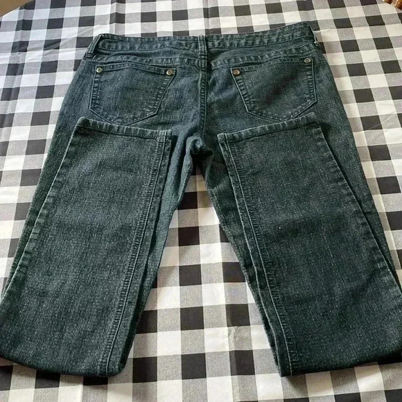 City Street Size 9 Jeans Demin Blue in Color - Picture 7 of 7